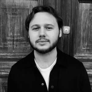 Meet your Posher, Bee white